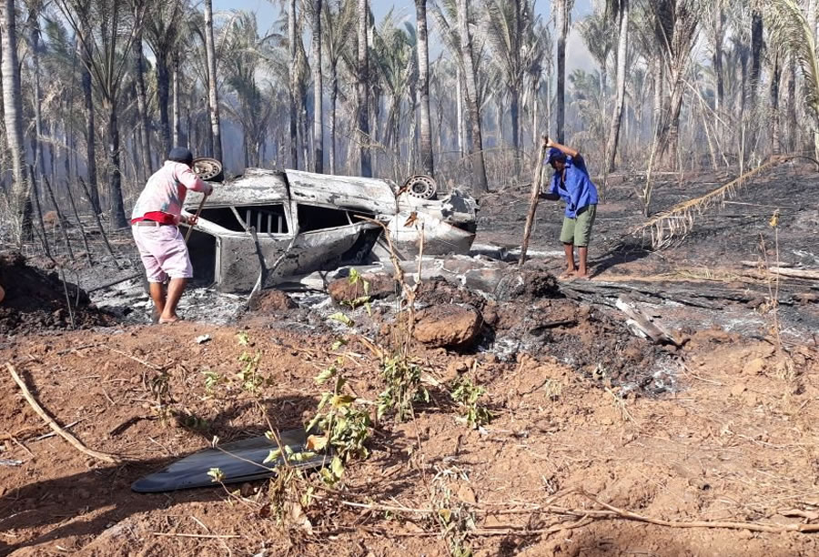 Carro incendiou após capotar em estrada no interior do Piauí