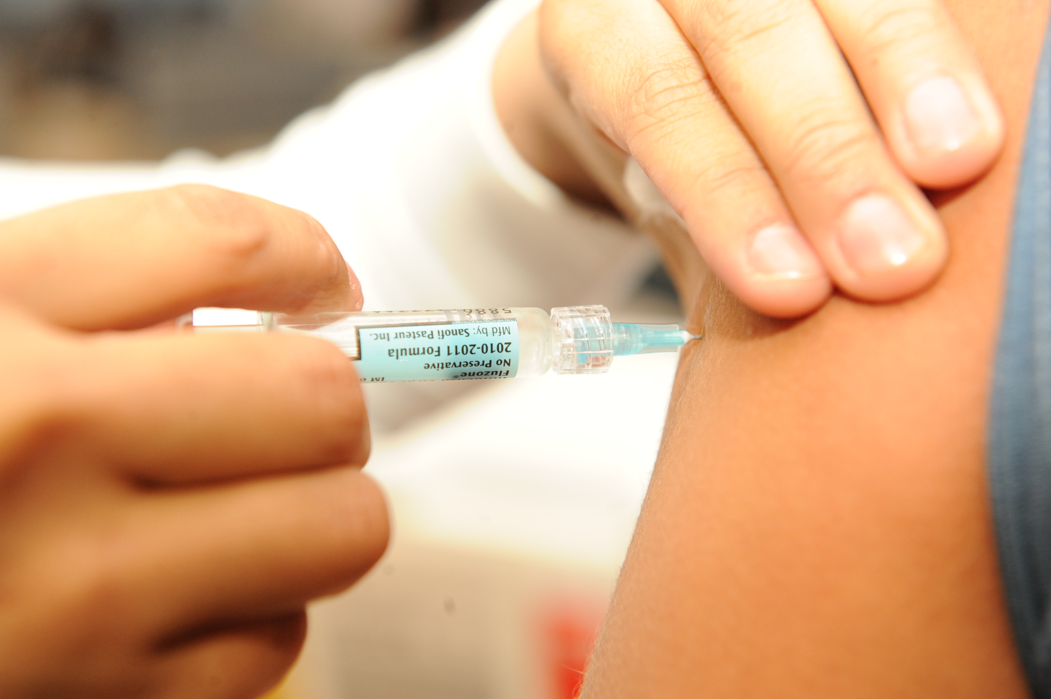 Os municípios que ainda tiverem doses da vacina no estoque, poderão imunizar as pessoas fora dos grupos prioritários
