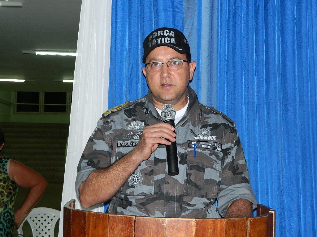 Comandante do 4º BPM, tenente-coronel Edwaldo Viana