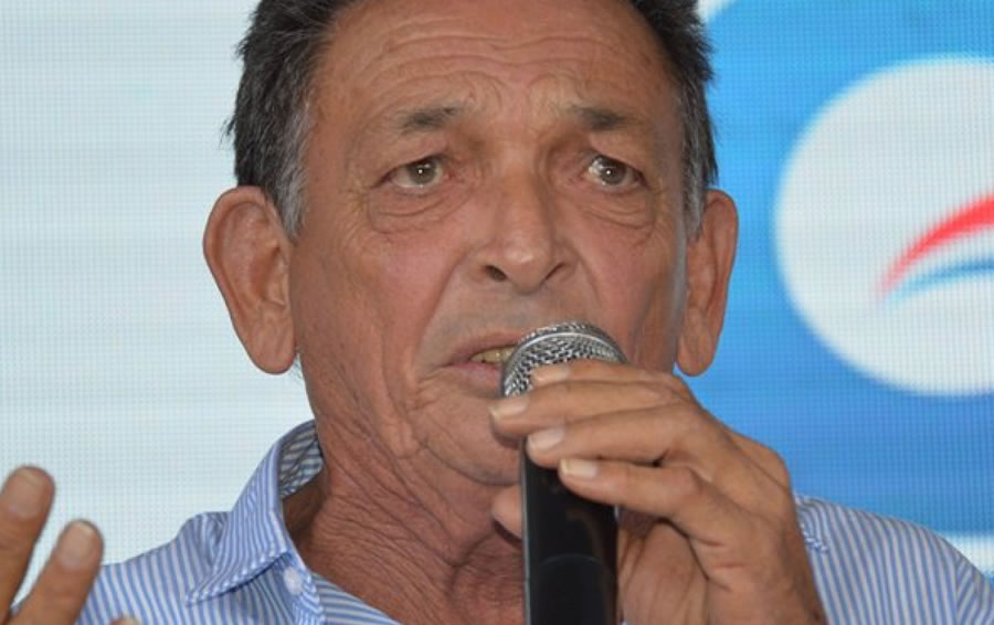 Ex-prefeito Gil Paraibano passa mal em Picos