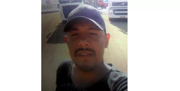 homem morto a tiros após selfie picos