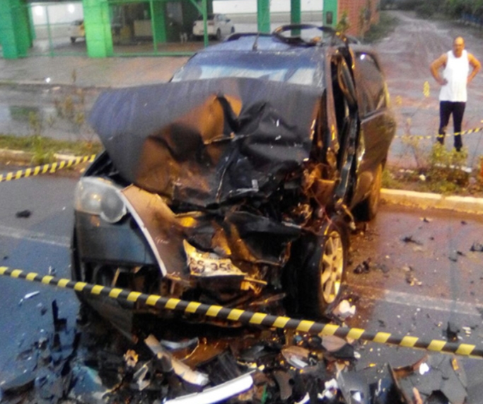 acidente deixa duas pessoas mortas em Picos