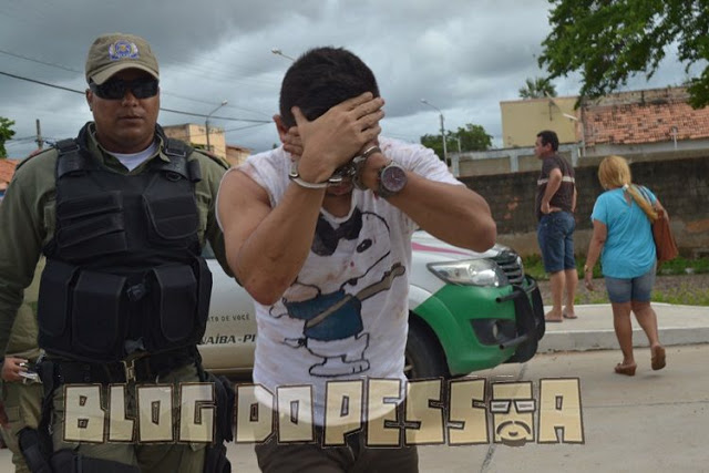 professor é preso por aliciamento de menor