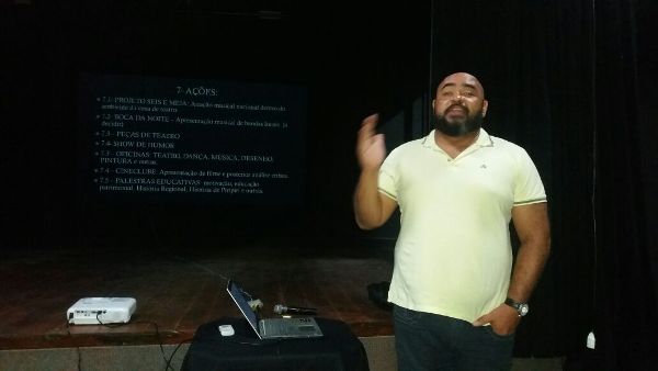 programação do Teatro João Cláudio Moreno