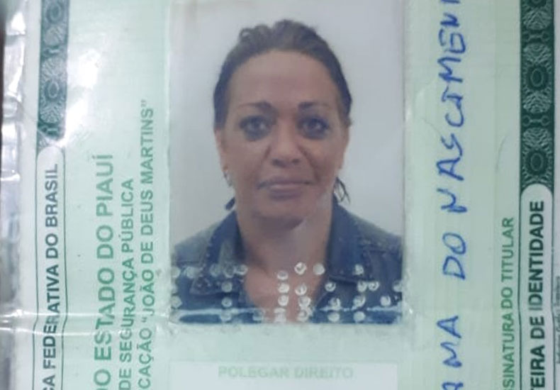 mulher encontrada dentro de piscina em clube São Raimundo Nonato
