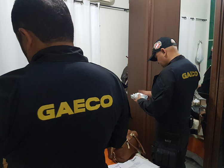operação prende ex-prefeita e empresários no Piauí