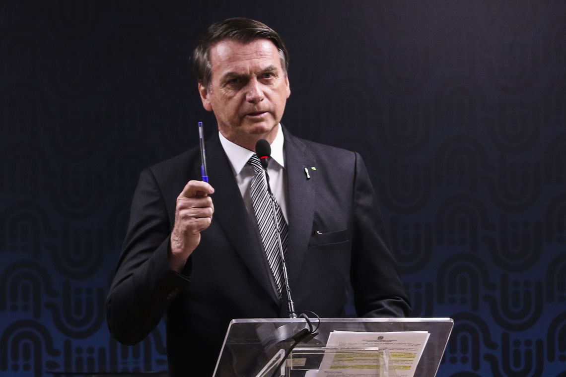 Bolsonaro vai indicar evangélico para STF