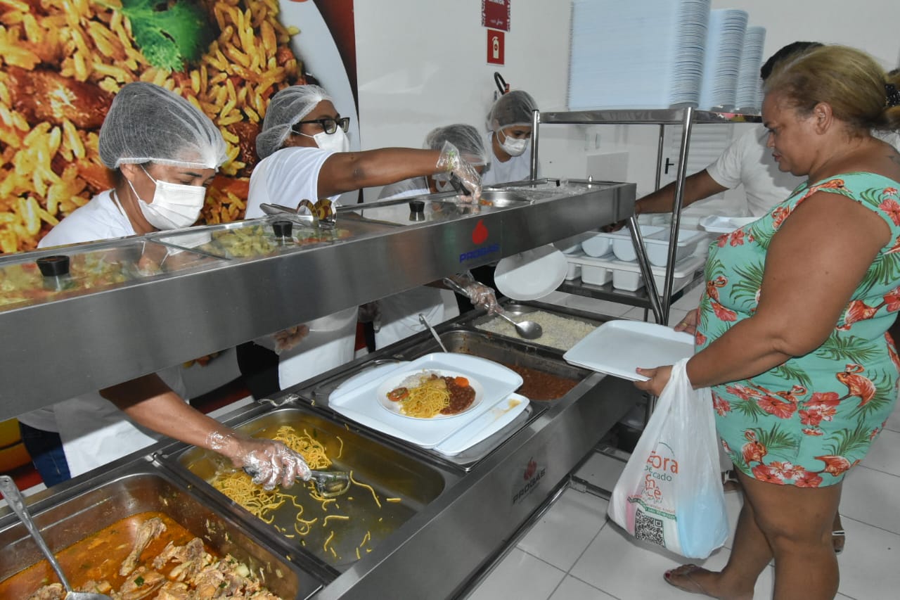 Restaurante Popular do Santa Maria da Codipi (Foto: Francisco Leal)